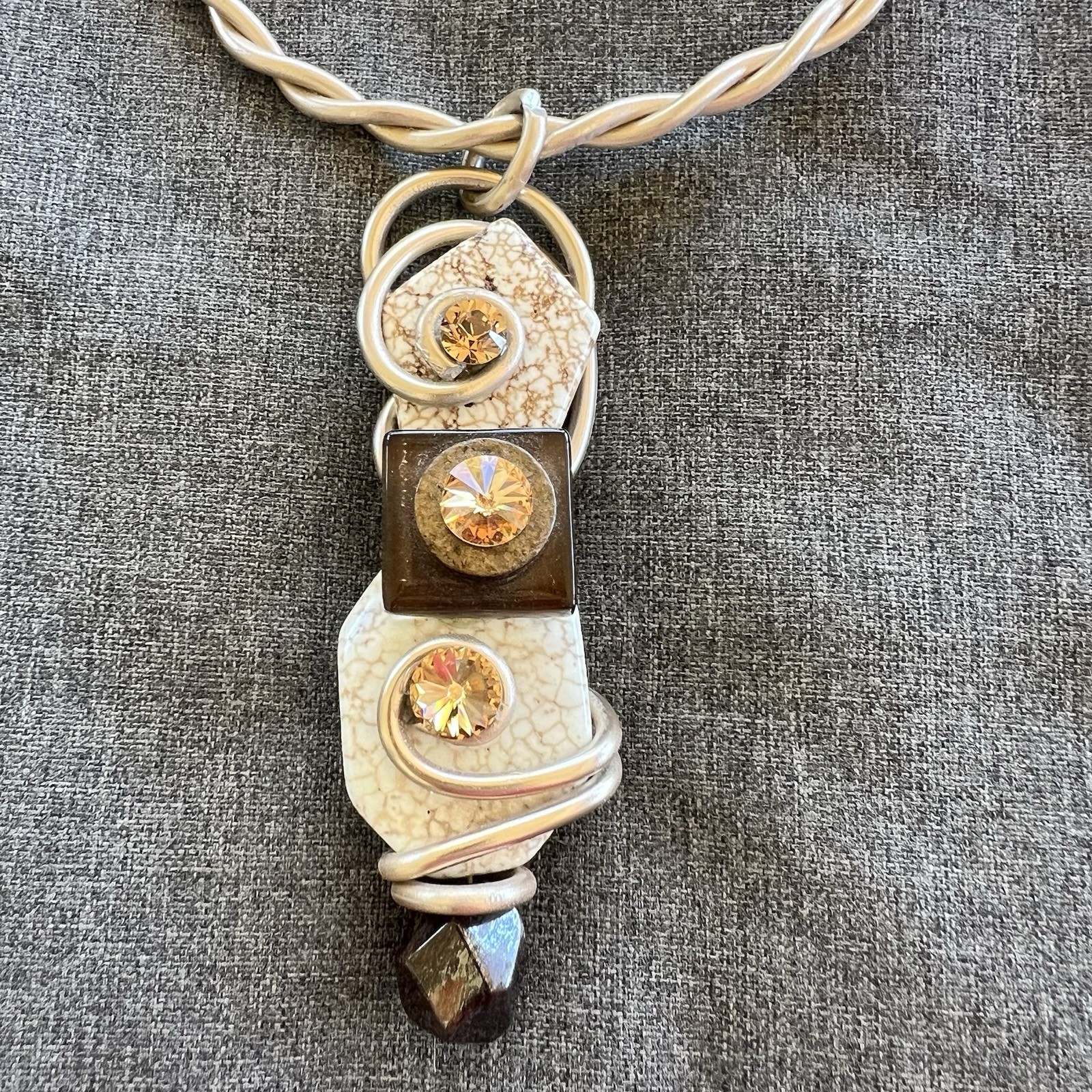 Vintage Jeff Lieb Wire Choker Necklace Gold Tone Natural Stones Citrine Crystals