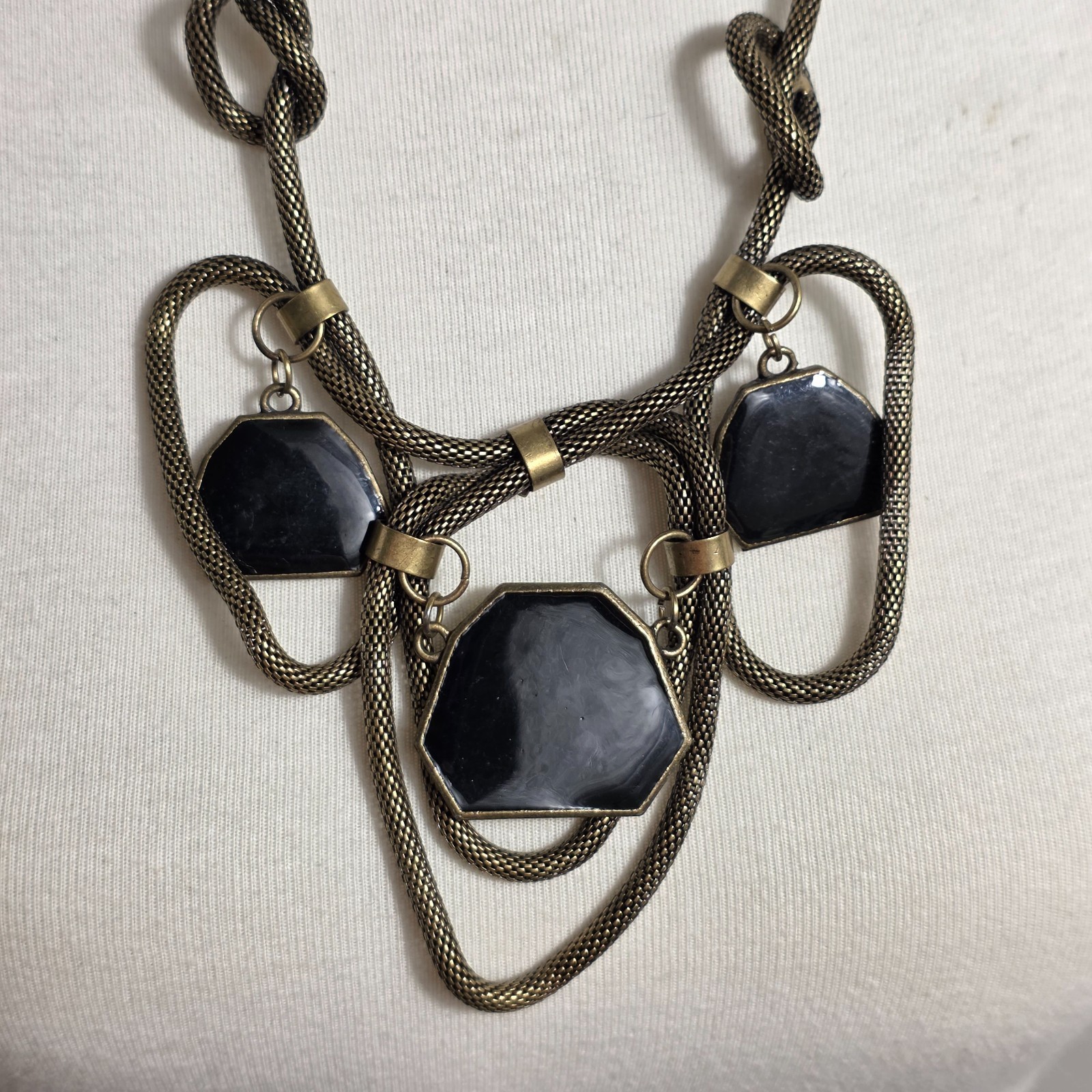 Brass-Tone Statement Necklace Thick Mesh Chain Geometric Rein Black Pendants