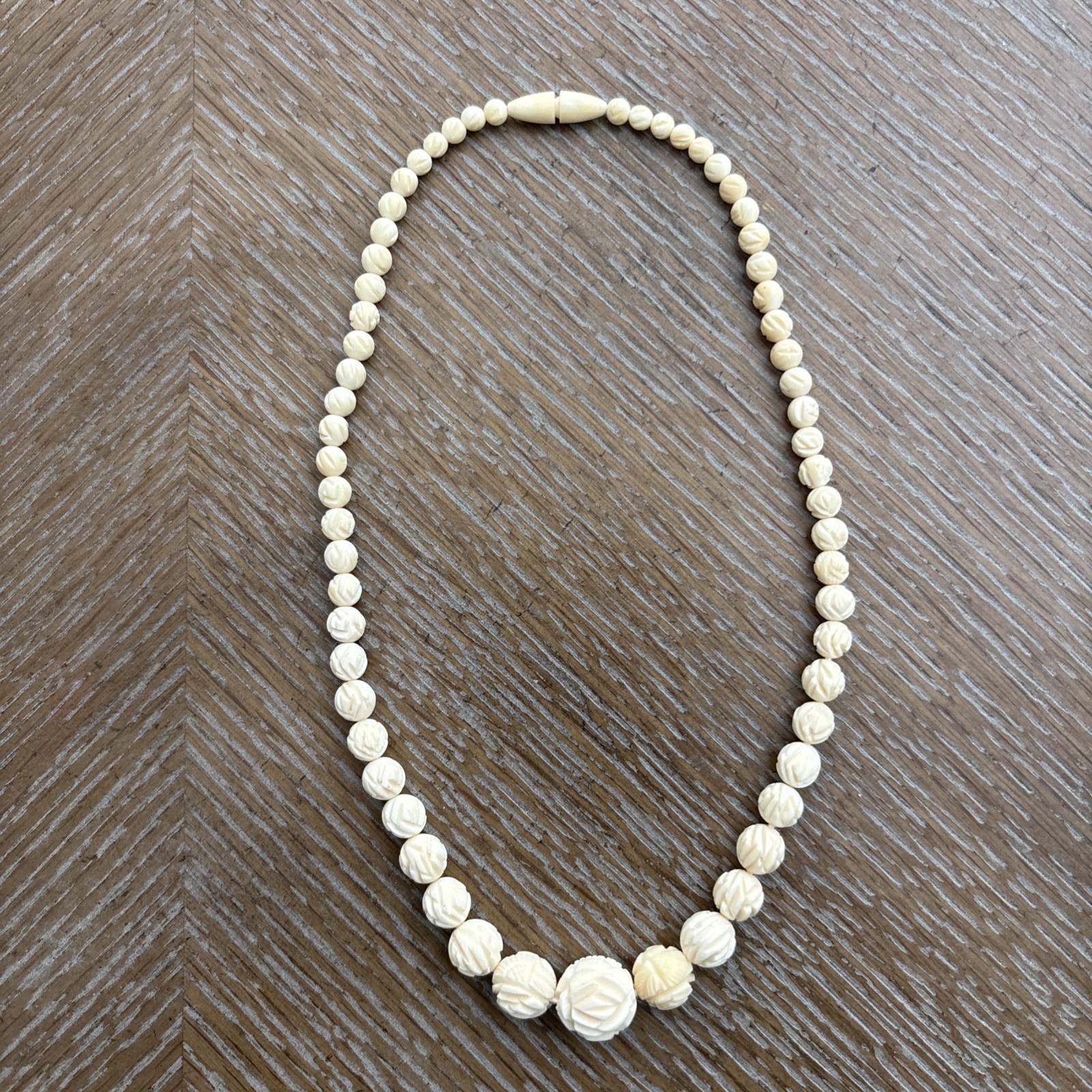 Vintage Hand Carved Bleached Graduated Bead Necklace 18″