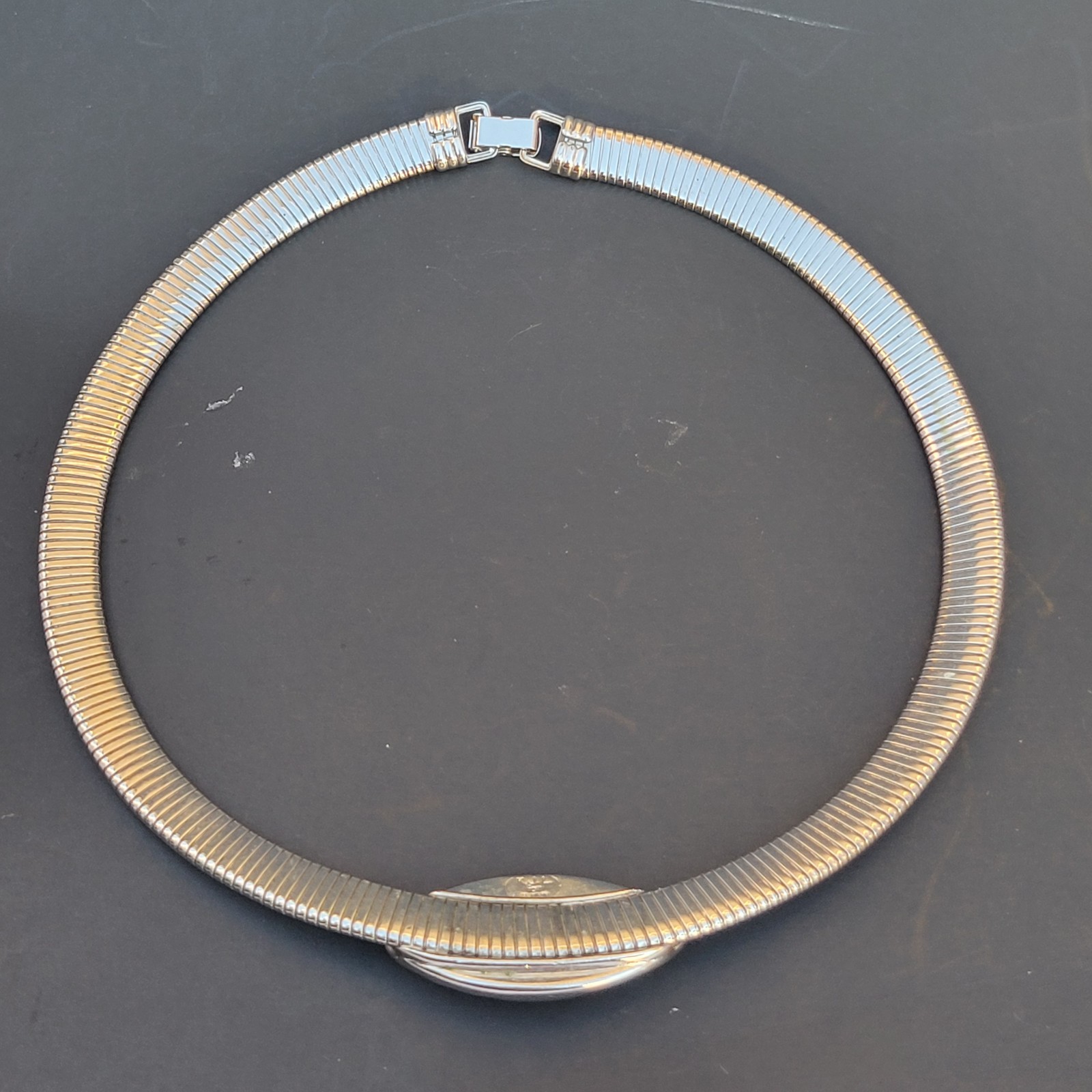 VINTAGE KJL FOR AVON Omega Collar Choker Necklace Dual Tone Silver Gold