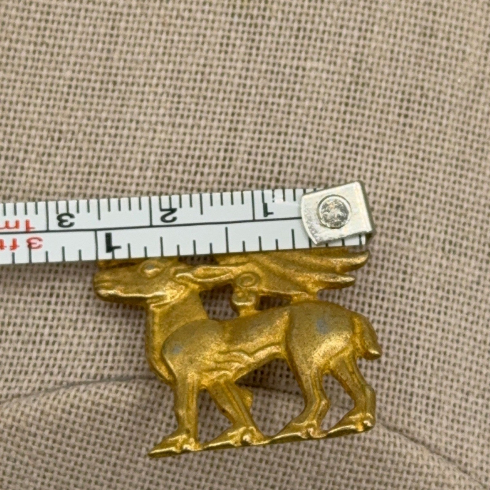 Vtg Unbranded Scythian Art Gold Ancient Inspired Mythological Animal Pin Brooch