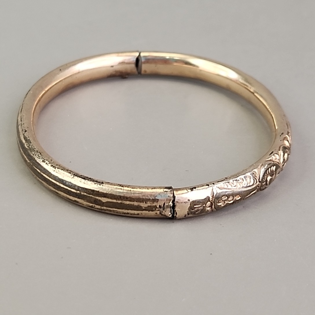 Antique Victorian Bangle Bracelet Floral Motif Etched HP Gold Filled 6.25″