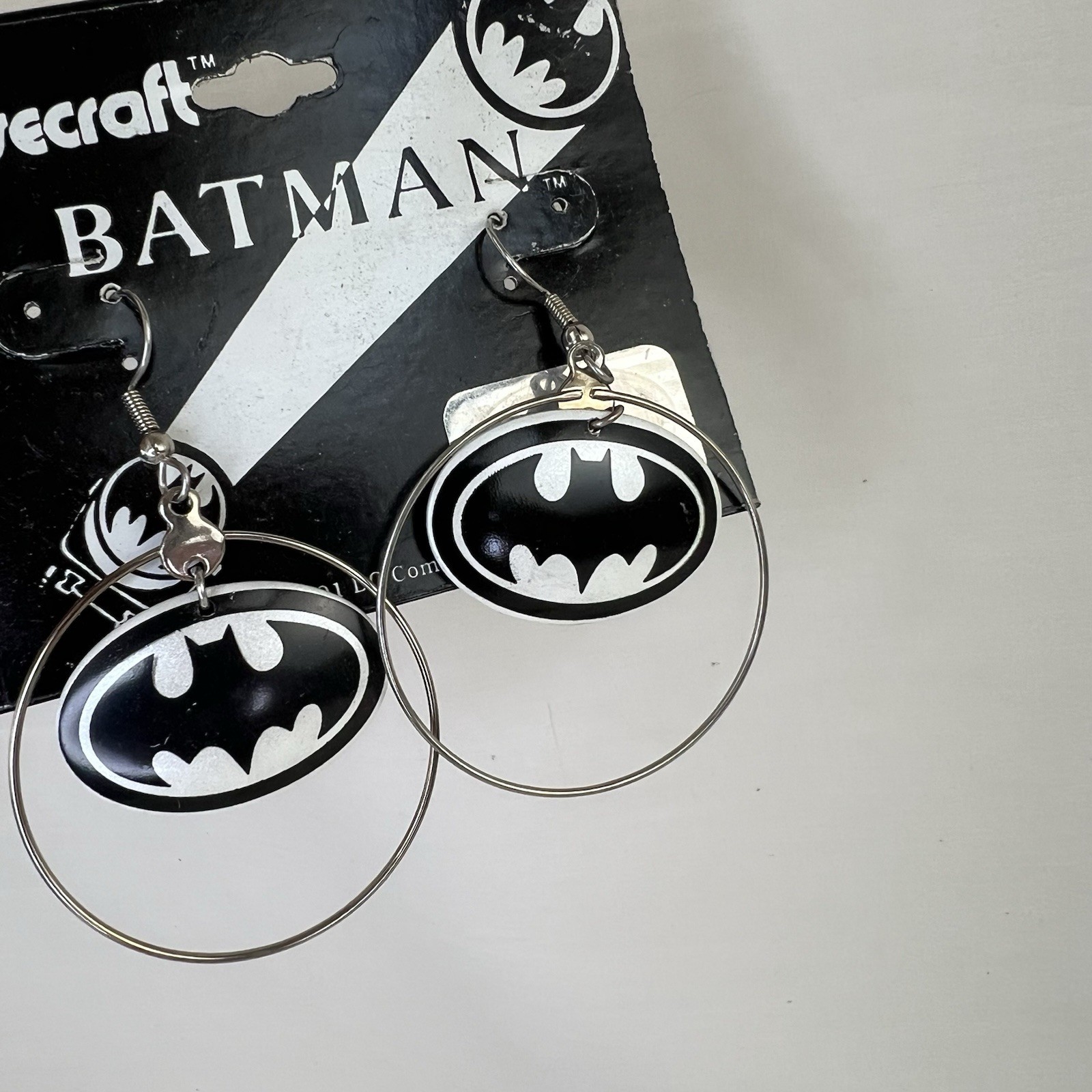 Vtg 1991 Lot Of 3 Batman Returns Pin & Earrings retro 90s Y2K DC Comics