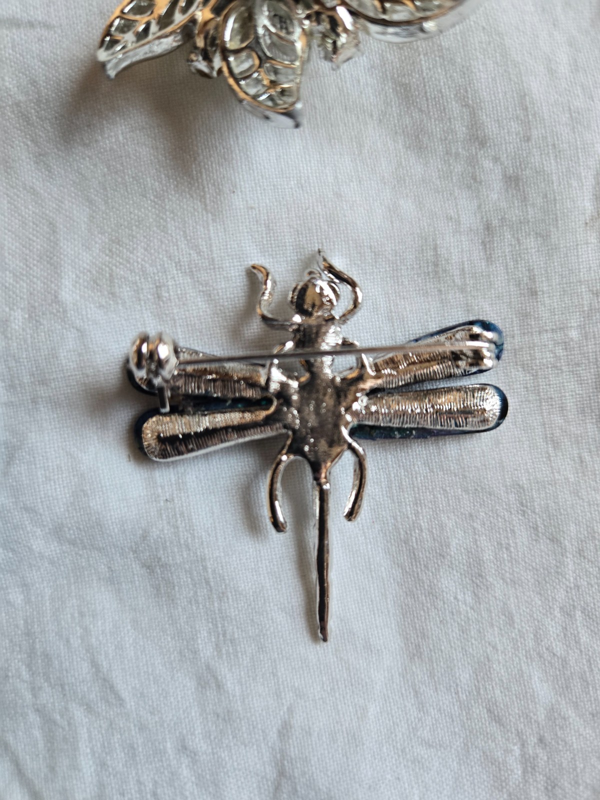 Lot of 4 Misc. Brooches, Dragonfly, Flower and etc. #AA