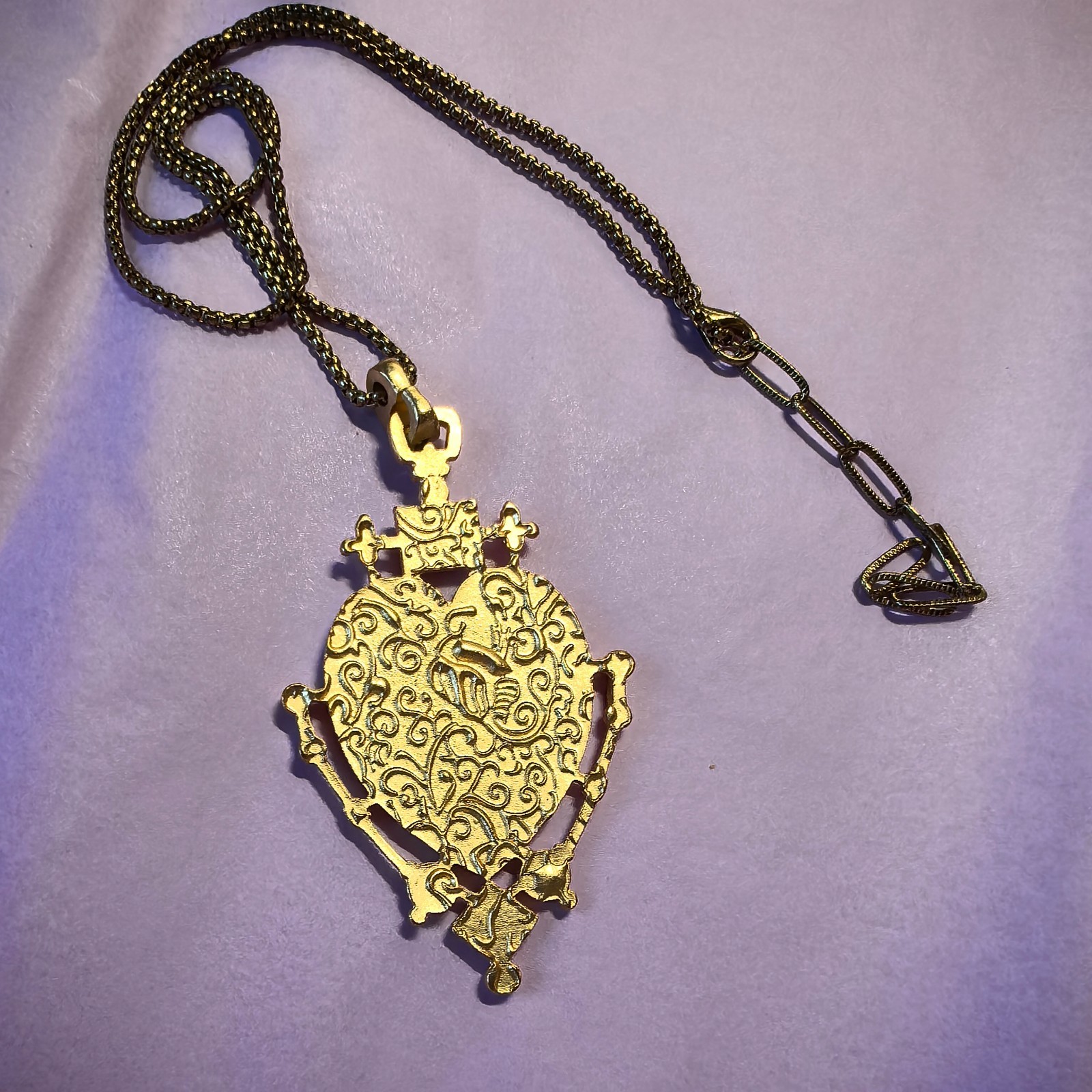 Vintage European Heart Enamel Necklace Unique Dove Inlay Retro Pendant Jewelry