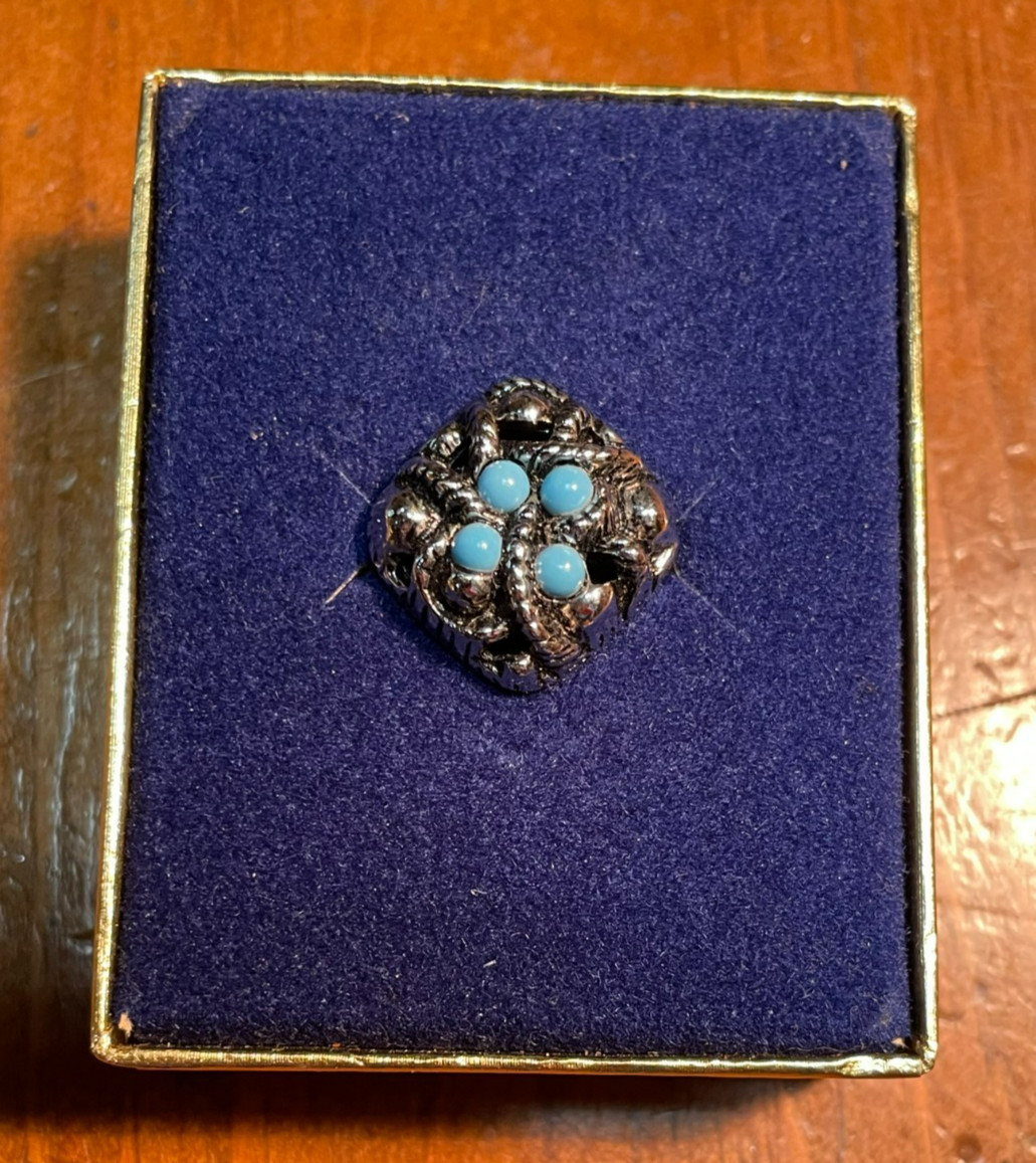 Vintage 1970s Avon Sierra Silver Tone Faux Turquoise Ring Adjustable 1-2