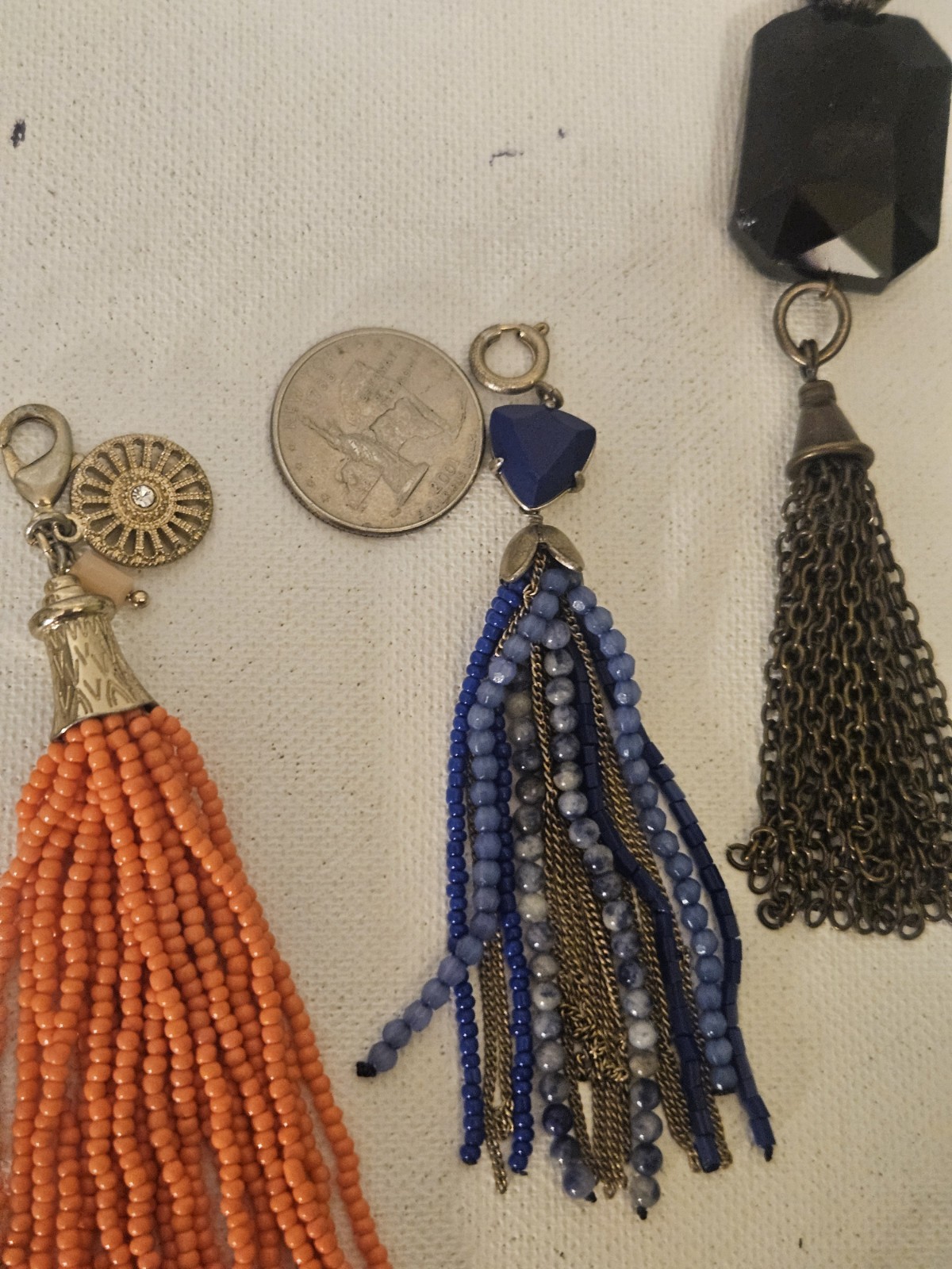 LOT OF 10 PENDANTS WITH LOBSTER HOOK LOCKET TASSELS CHARMS MARKED UNMARKED