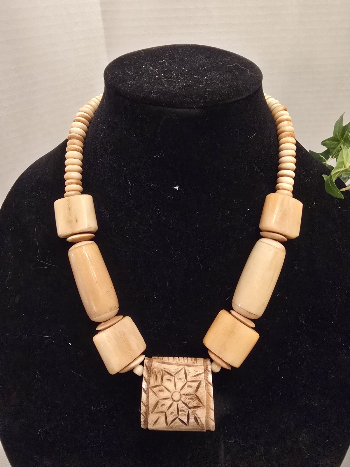 Vintage Kenya Hand-Carved Beaded Tribal Boho Necklace with Large Pendant 22″