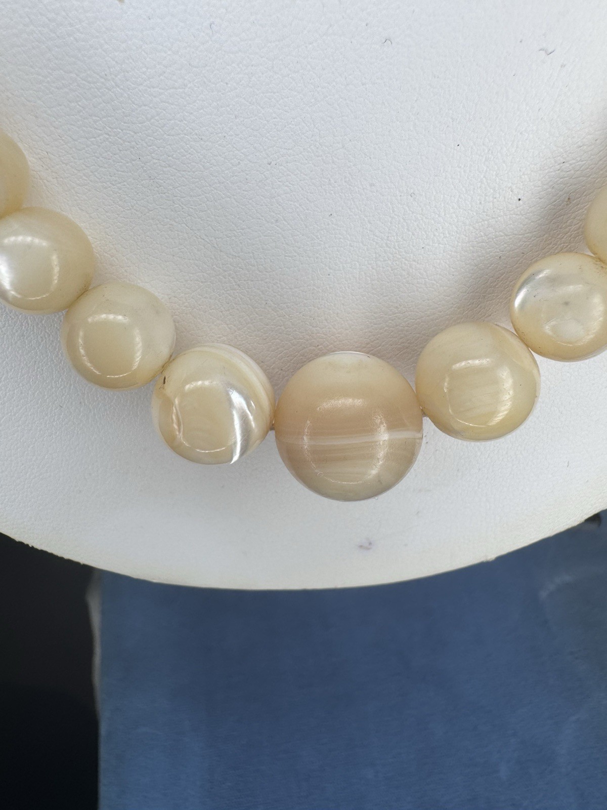 Antique Natural Mother of Pearl Graduated Bead 30” Necklace Hidden Barrel Clasp
