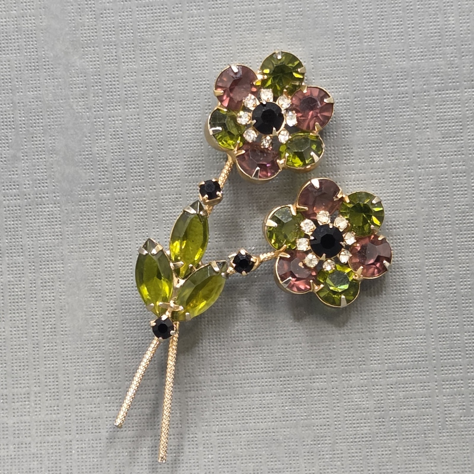 Unsigned Rhinestone Brooch Double Flower Pink Green Goldtone Stem