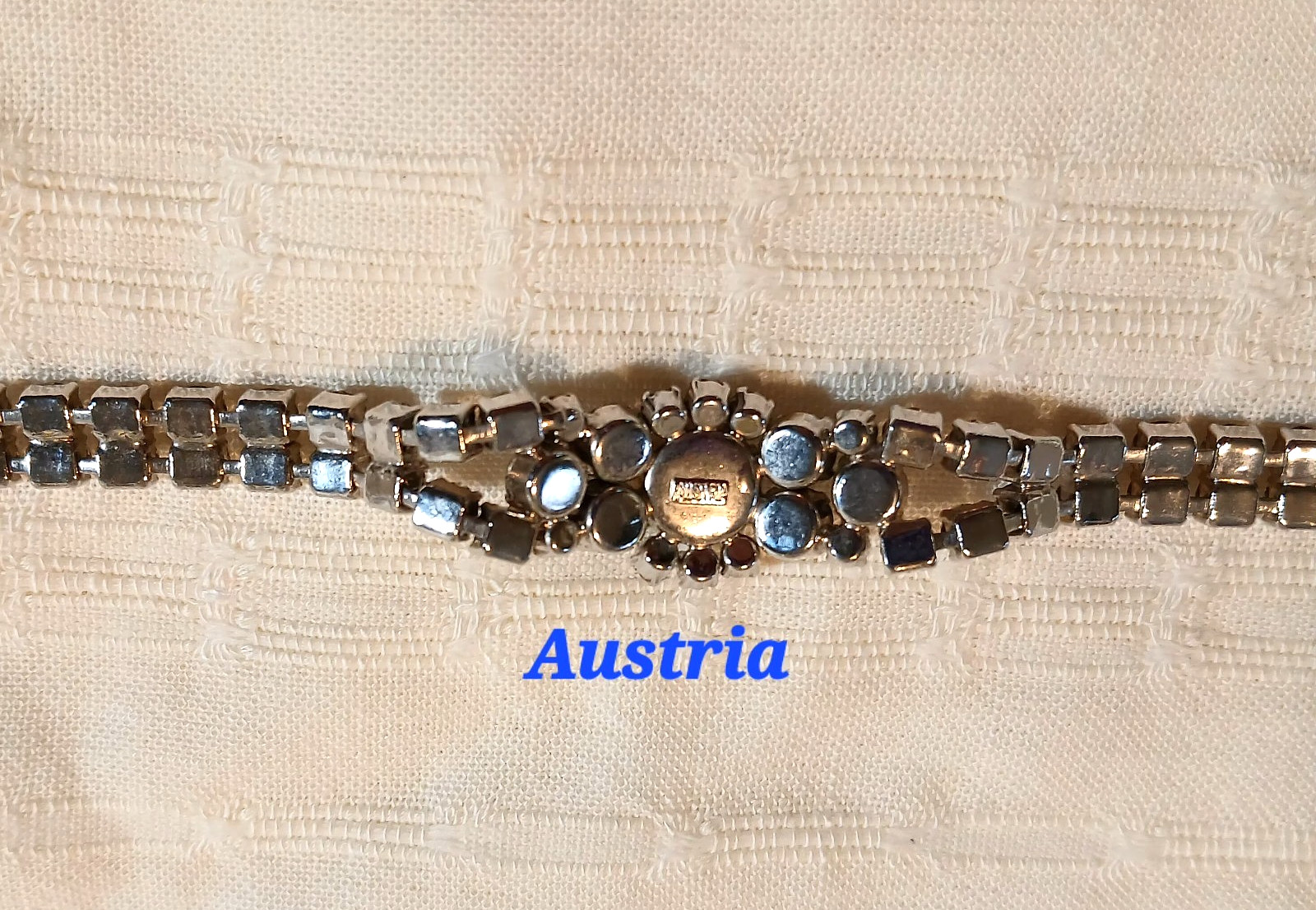 Vintage Austria 2-Layer Crystal Bracelet Bright Clear Crystals Signed Austria 7″