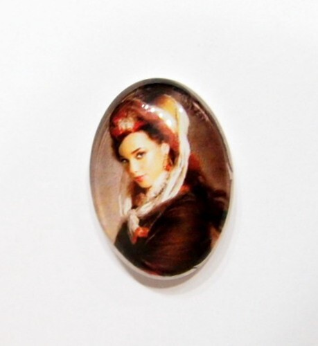 10 of 25x18mm Glass Victorian Art Deco Women Cameos, 5 Different Scenes, Nice