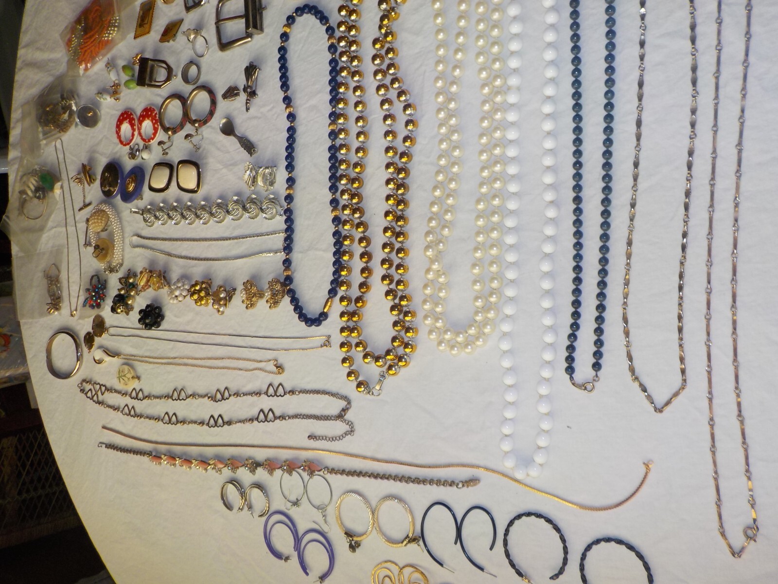 3 Lbs Mixed Lot Jewelry Vintage Wearable, Resell, Craft pieces Beads