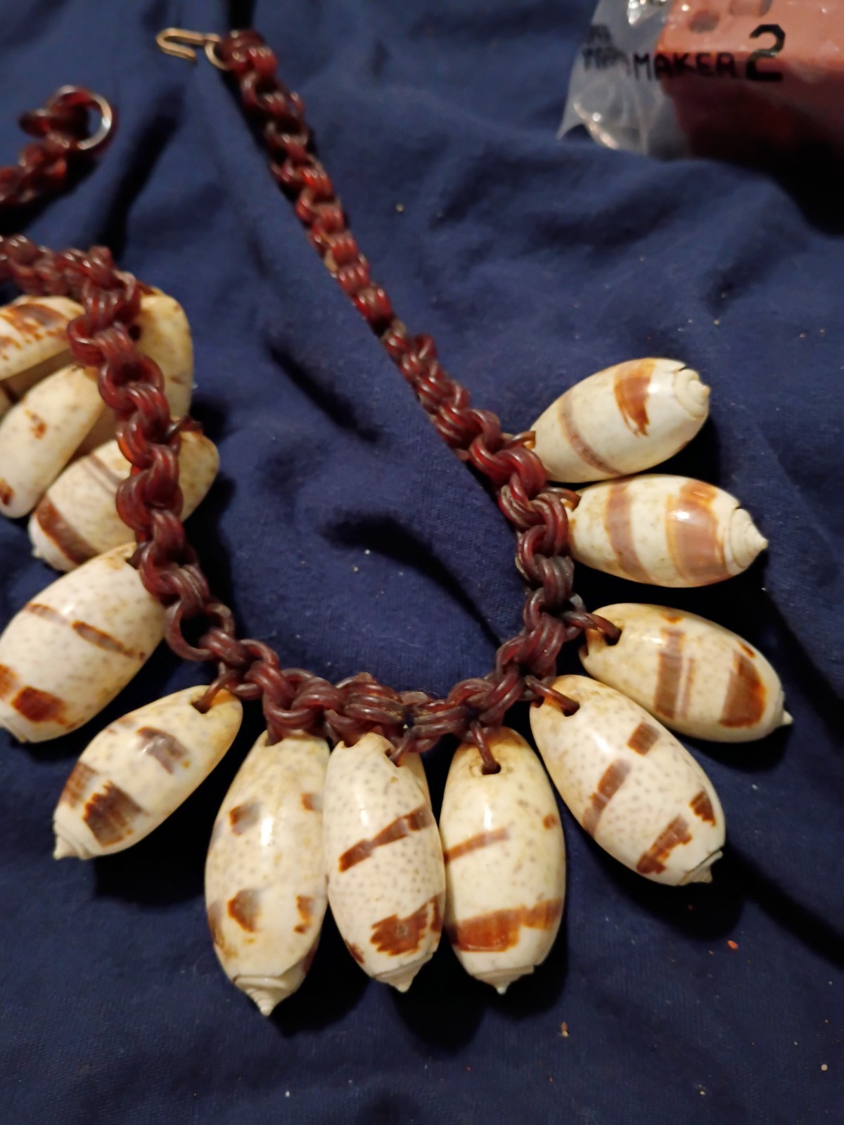 shell necklace vintage