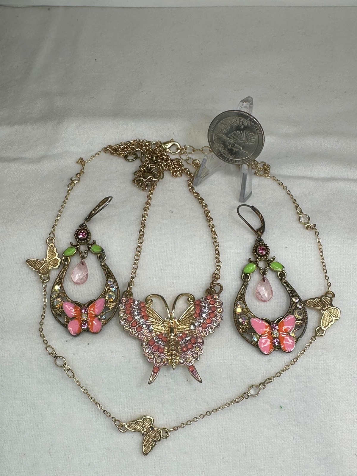Lot 2 Necklaces 16″&18″ 1 Pair of Pierced Earrings Butterflies Vintage M-5389
