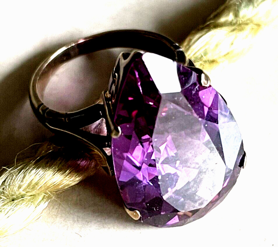 VTG 14K YELLOW GOLD ALEXANDRITE HANDMADE 7/8″x 3/8:”x 3/8′ TEAR DROP 4PRONG LRGE