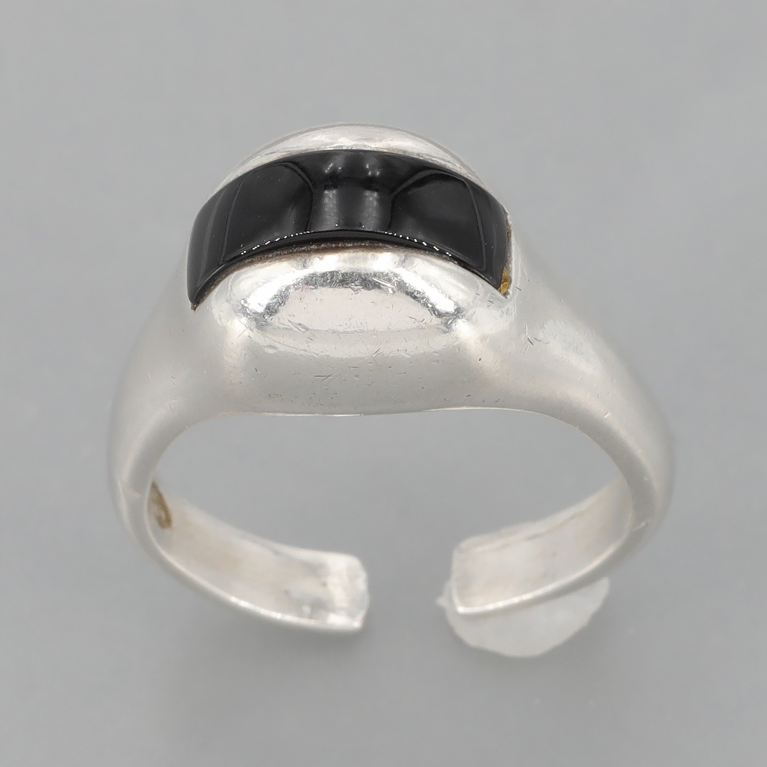 Vintage 1960s Franz Scheurle Germany Handcrafted Sterling Onyx Open Shank Ring
