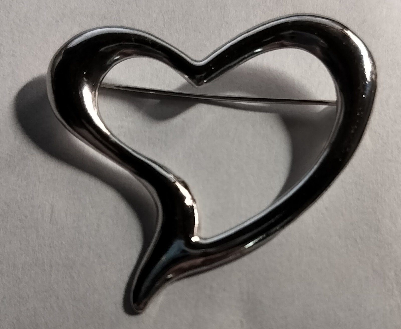 Vintage .925 Sterling Silver Open Heart Pin