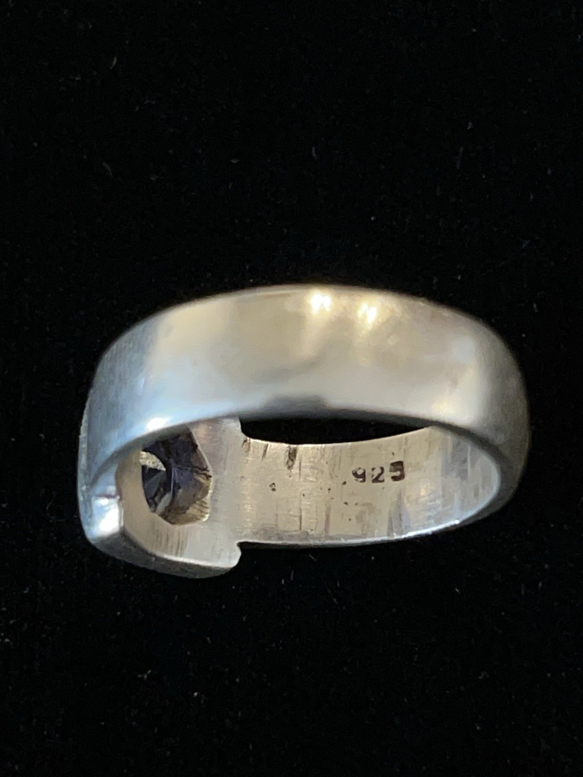 Vintage Sterling Silver 925 Purple sapphire Ring Size 7