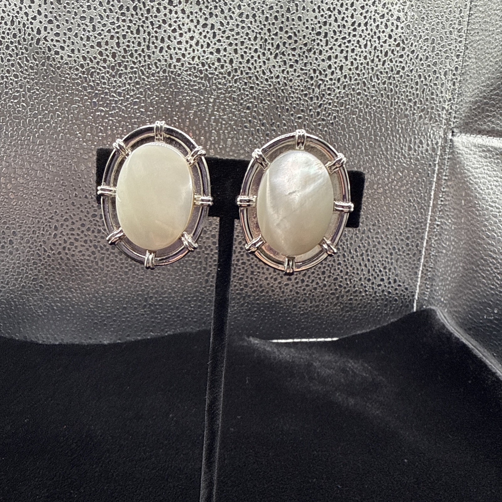 Vintage Faux Pearl Cabochon Clip On Earrings Silver Tone. (lot 1)