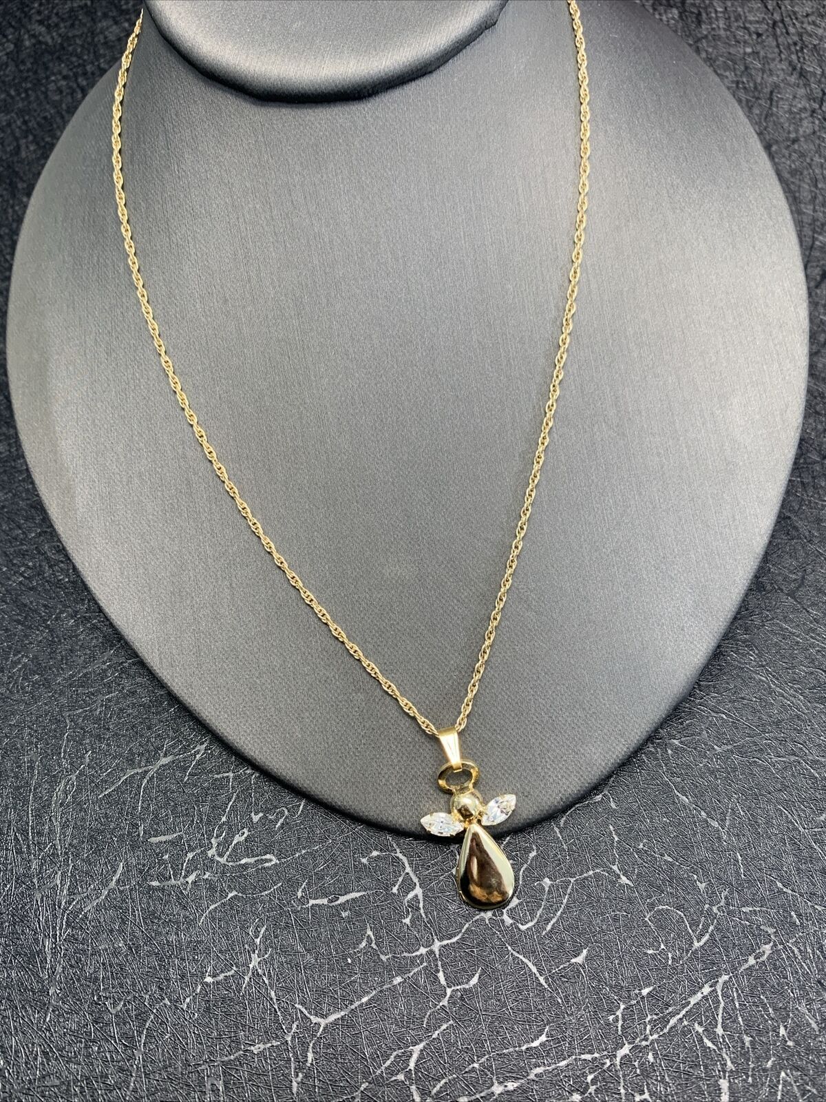 Vintage Angel Picture Locket Cubic Zirconia Pendant Necklace 18 Inches
