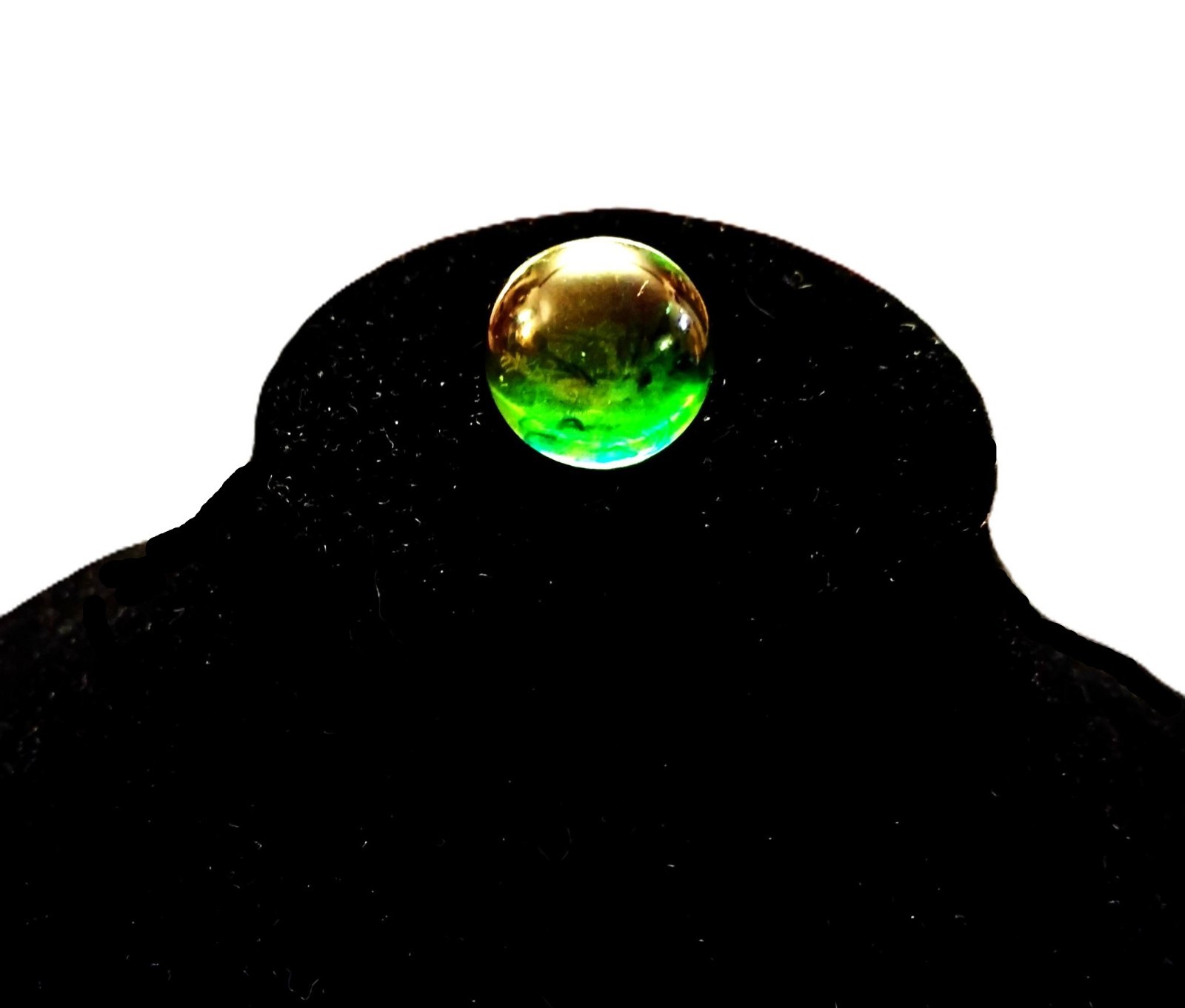 vintage 1960’s Green Lucite Bubble Dome Ring size 8.5