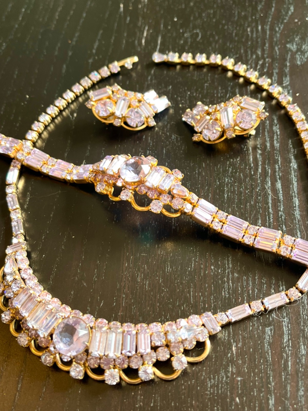 Outstanding Vintage Kramer New York Necklace Bracelet Earrings Lavendar Amethyst