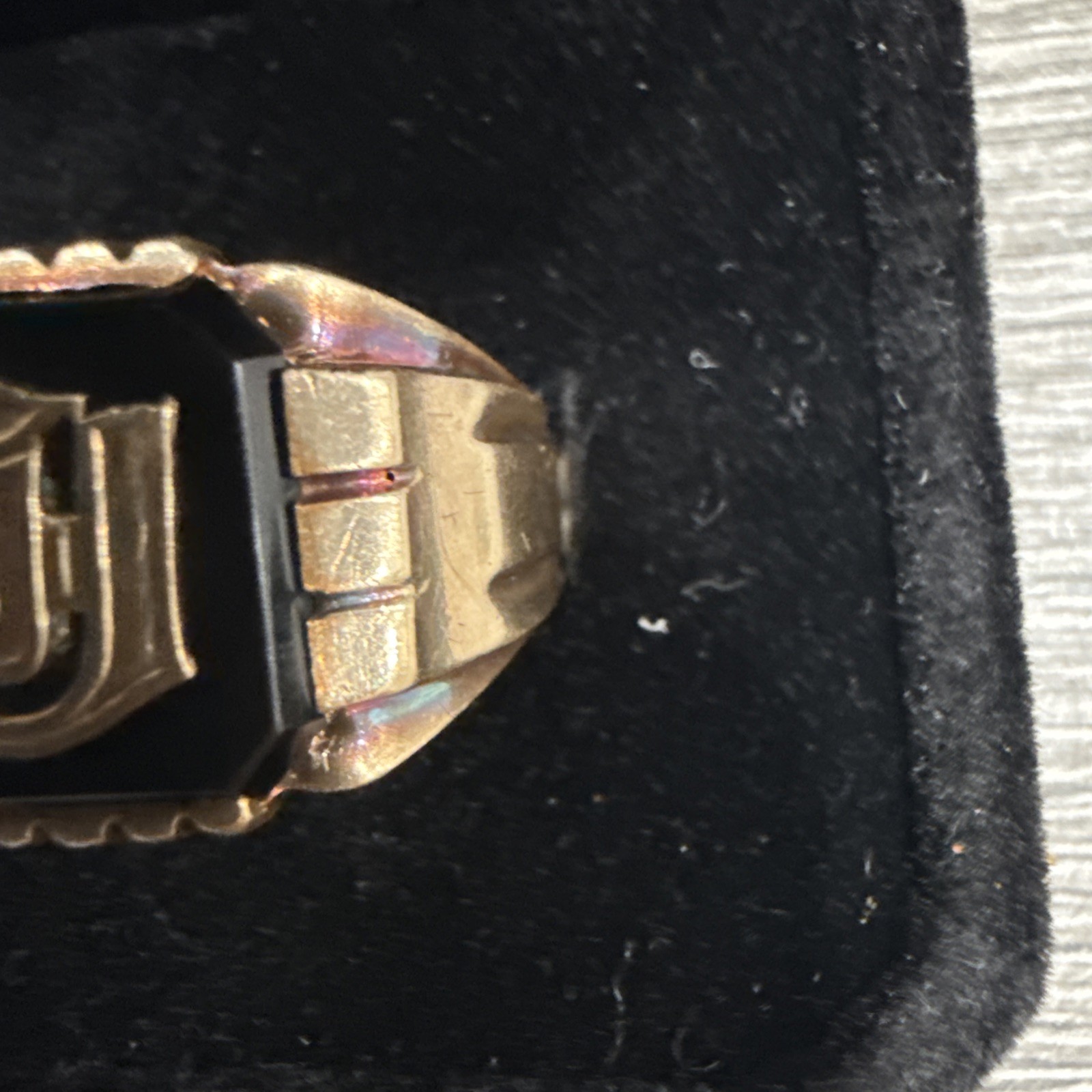 Vintage 10K Yellow Gold Black Onyx Signet Ring Monogram “J” 5.7 Grams Size 9