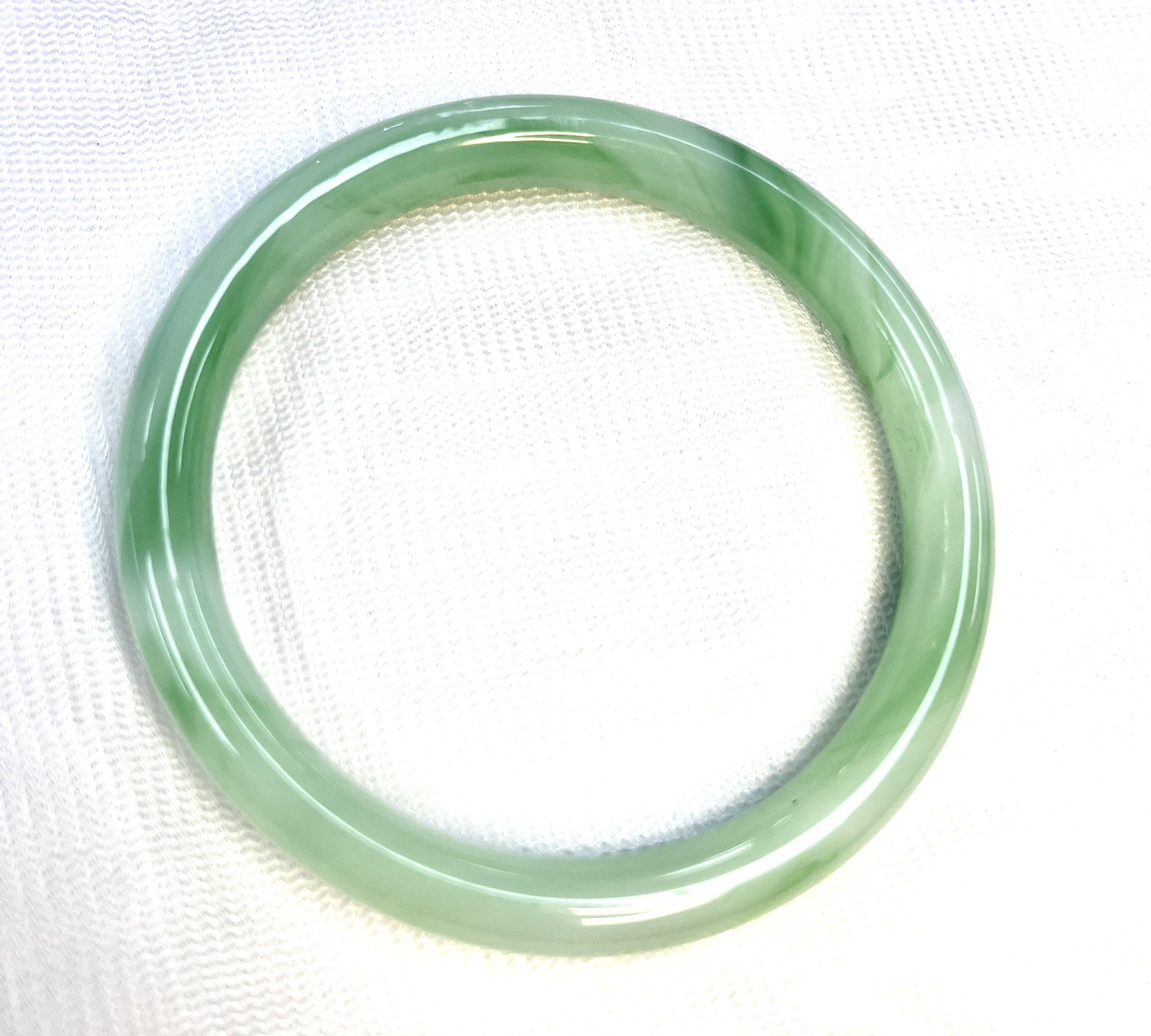 Vintage Green Jade Bangle Bracelet 70s Style Jadeite – Size 60 mm