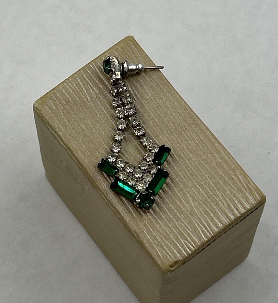 Art Deco Style Rhinestone – Clear And Emerald – Drop Earrings 1.75” Very Pretty