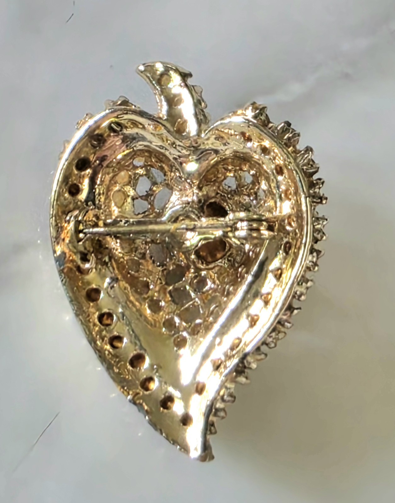 Vtg Victorian Style Purple Rhinestone & Faux Pearl Sweetheart/ Strawberry Brooch