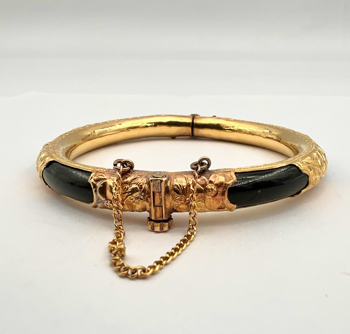 Antique Chinese 24K Yellow Gold Black Gem 8mm 6.5″ Hinged Bracelet Bangle 26.9g
