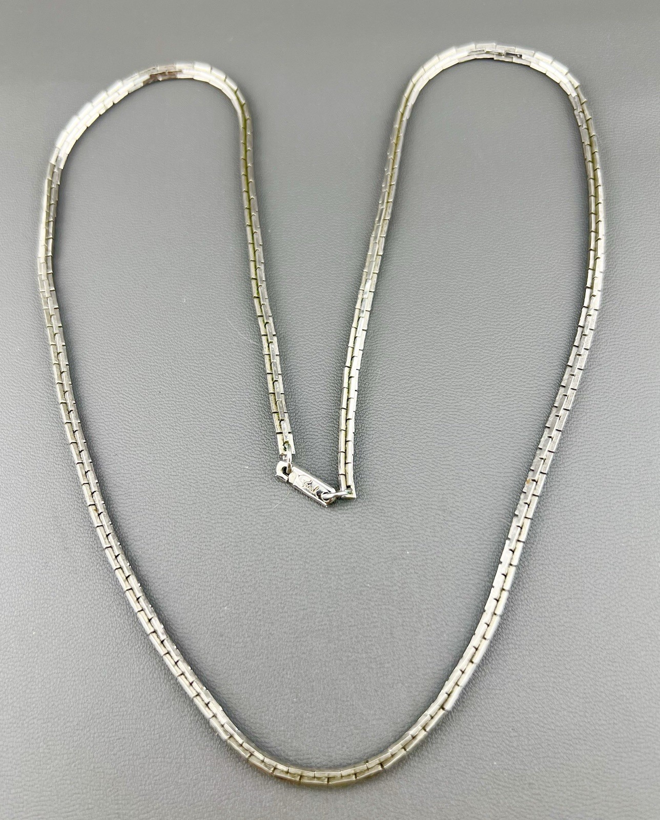 Vintage Sarah Coventry Necklace Brick Box Link Chain Minimalist Silver Tone 24”