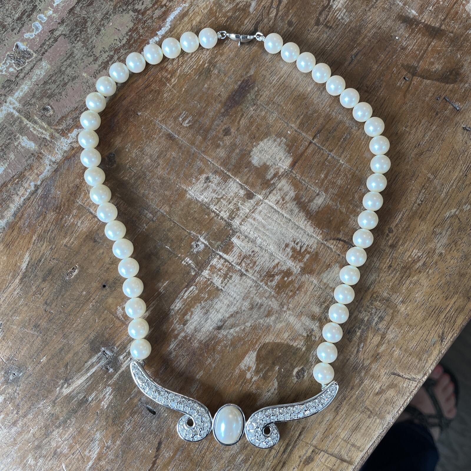 VTG Classic MONET Silver tone Necklace Choker faux pearl & rhinestones Wedding