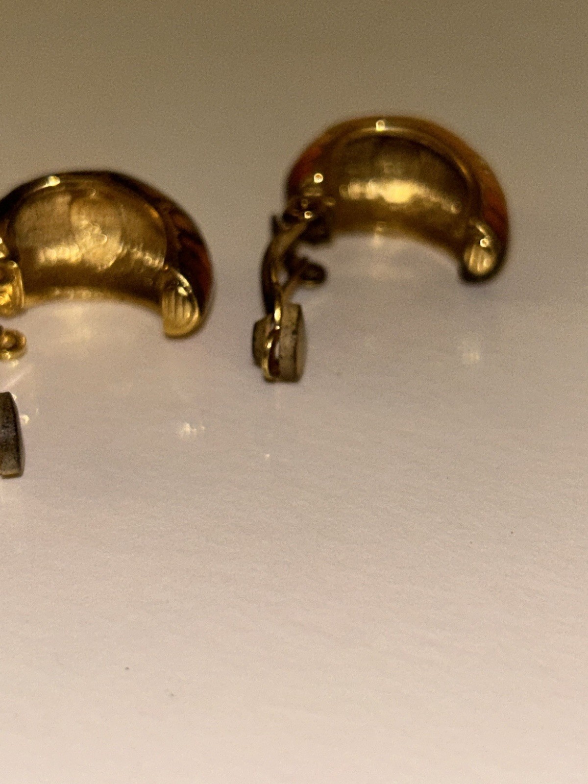 Vintage Joan Rivers Coral Enamel Hoop Clip-On Earrings Costume Jewelry Excellent