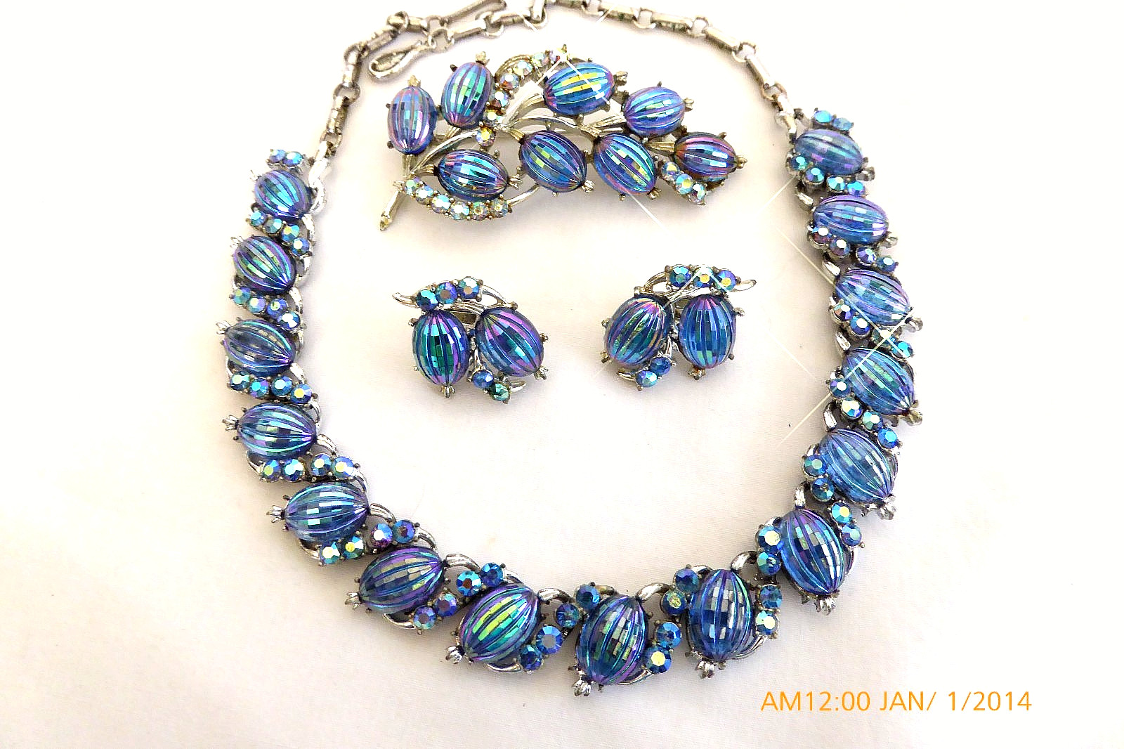 RARE VTG CORO BLUE RIBBED AB GLASS RHINESTONE NECKLACE BROOCH EARRINGS SET