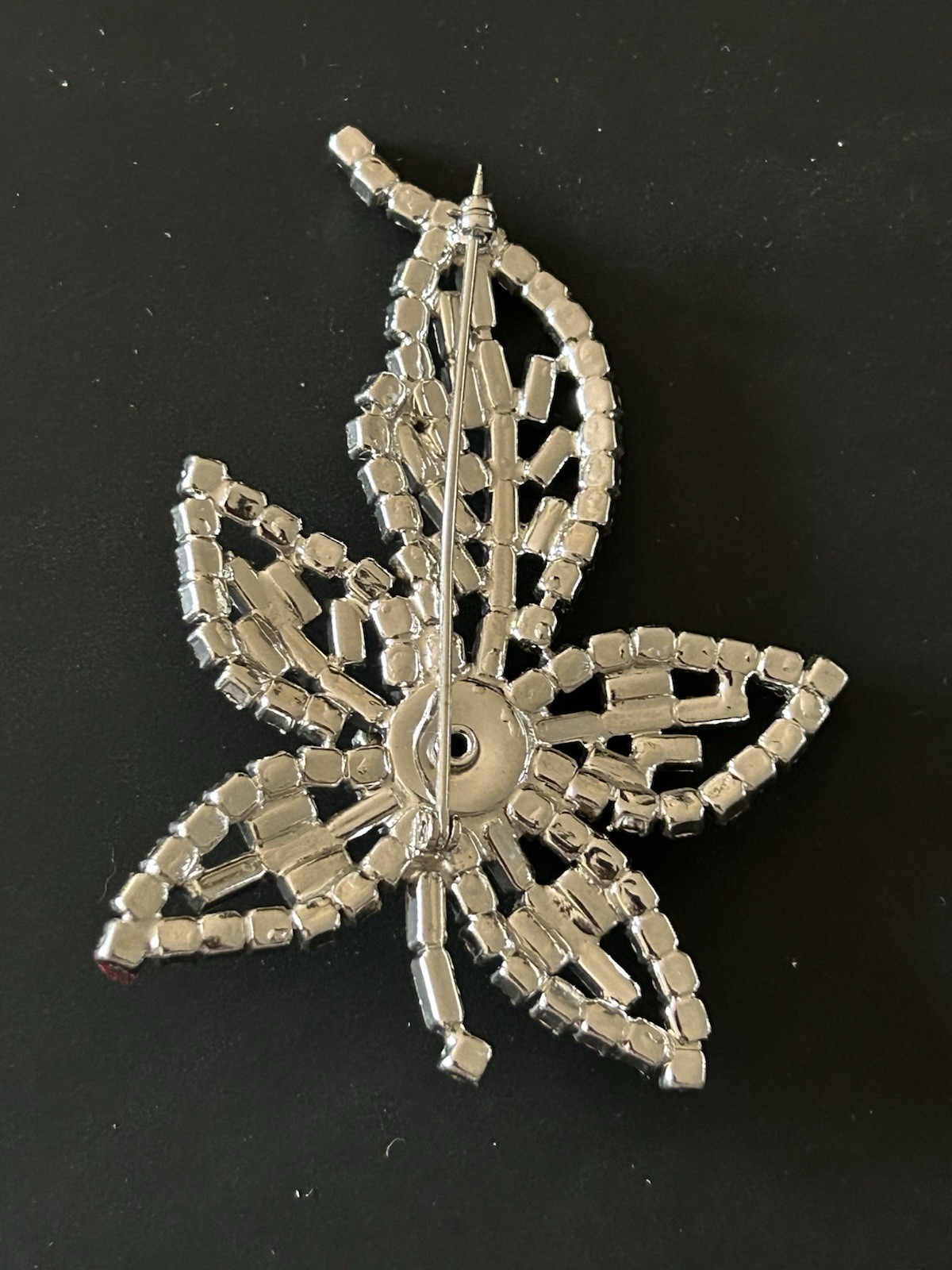 Sparkling Abstract Butterfly Flower Clear Rhinestone Brooch Unsigned 3.5”