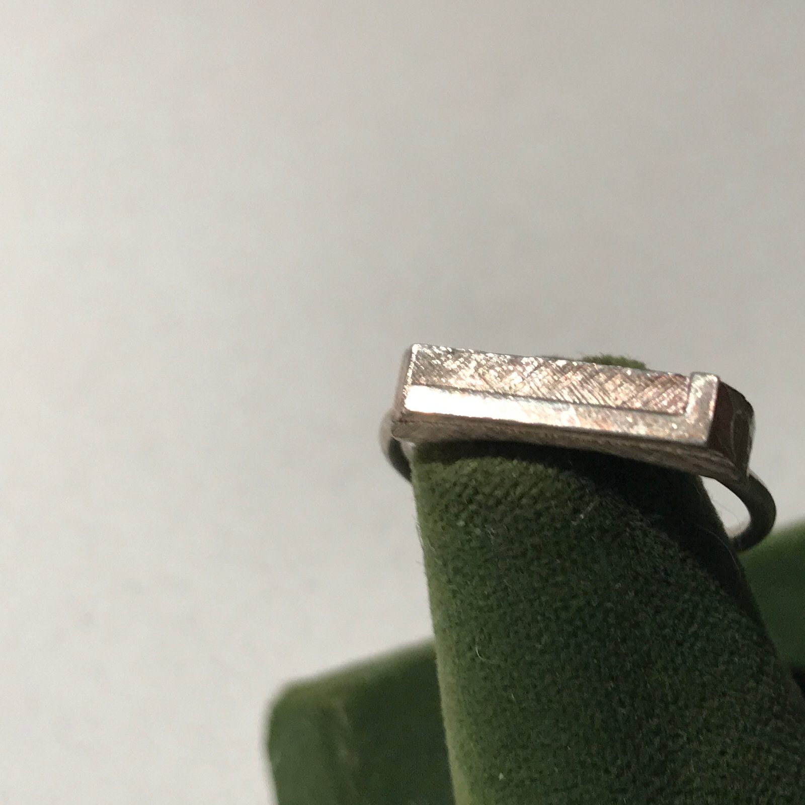 Vintage Sterling Silver Stamped Typebar Monogram “L” Ring Size 6 ADJUSTABLE