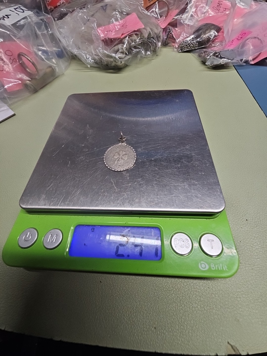 STERLING SILVER CHARM 4 LEAF CLOVER GOOD LUCK CHARM 2.41 grams marked sterling
