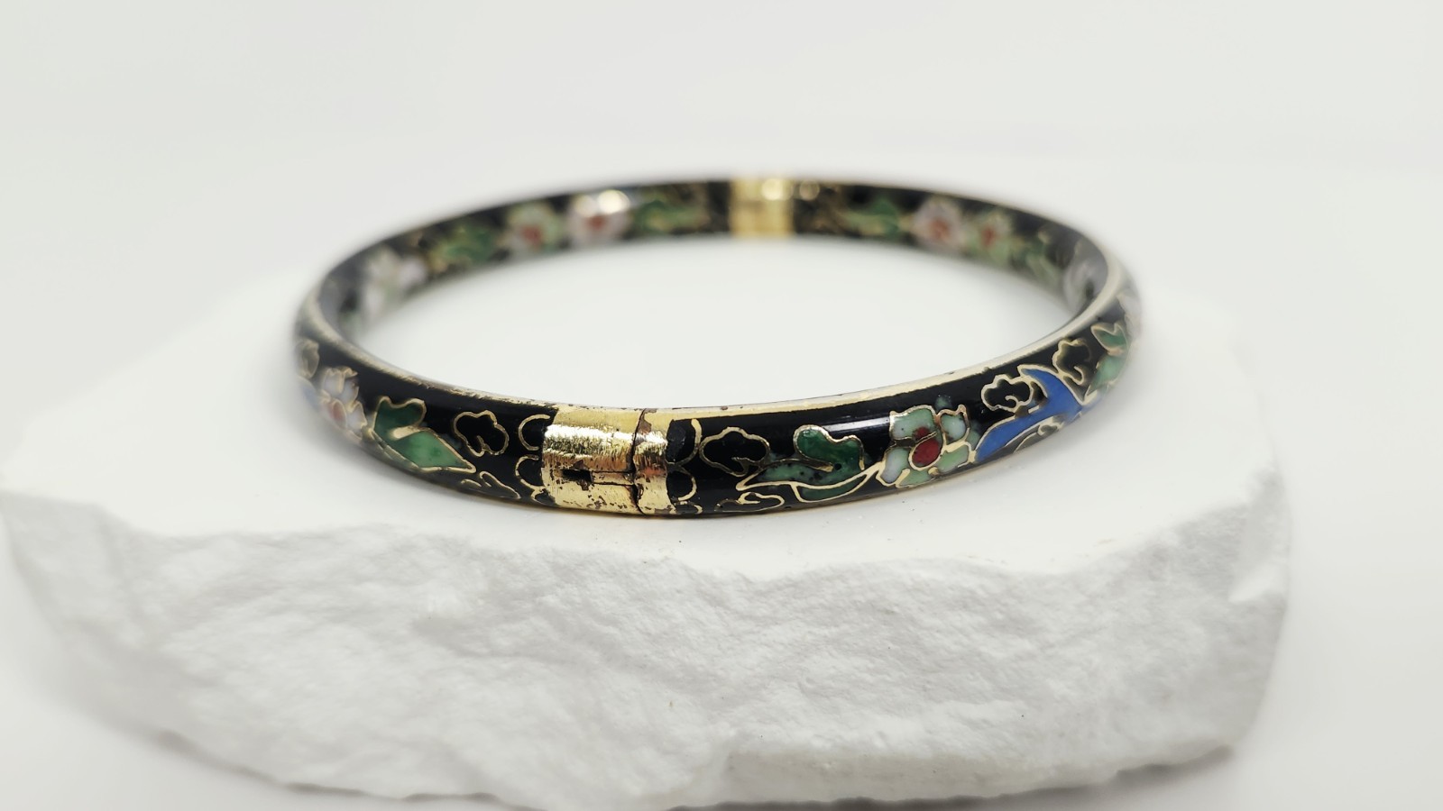 Vintage Chinese Black Cloisonné Enamel Bangle Bracelet Floral Hinged Gilt Brass