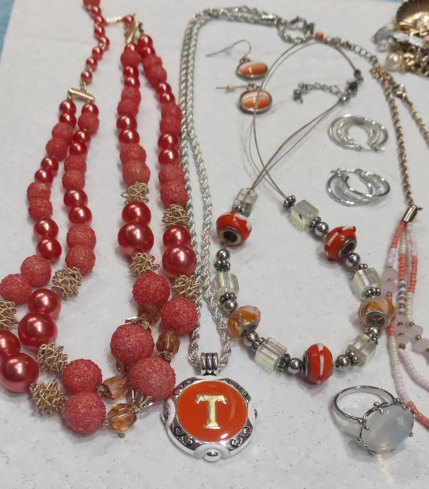 Lot Of Estate Costume Jewelry, 15 Pcs
