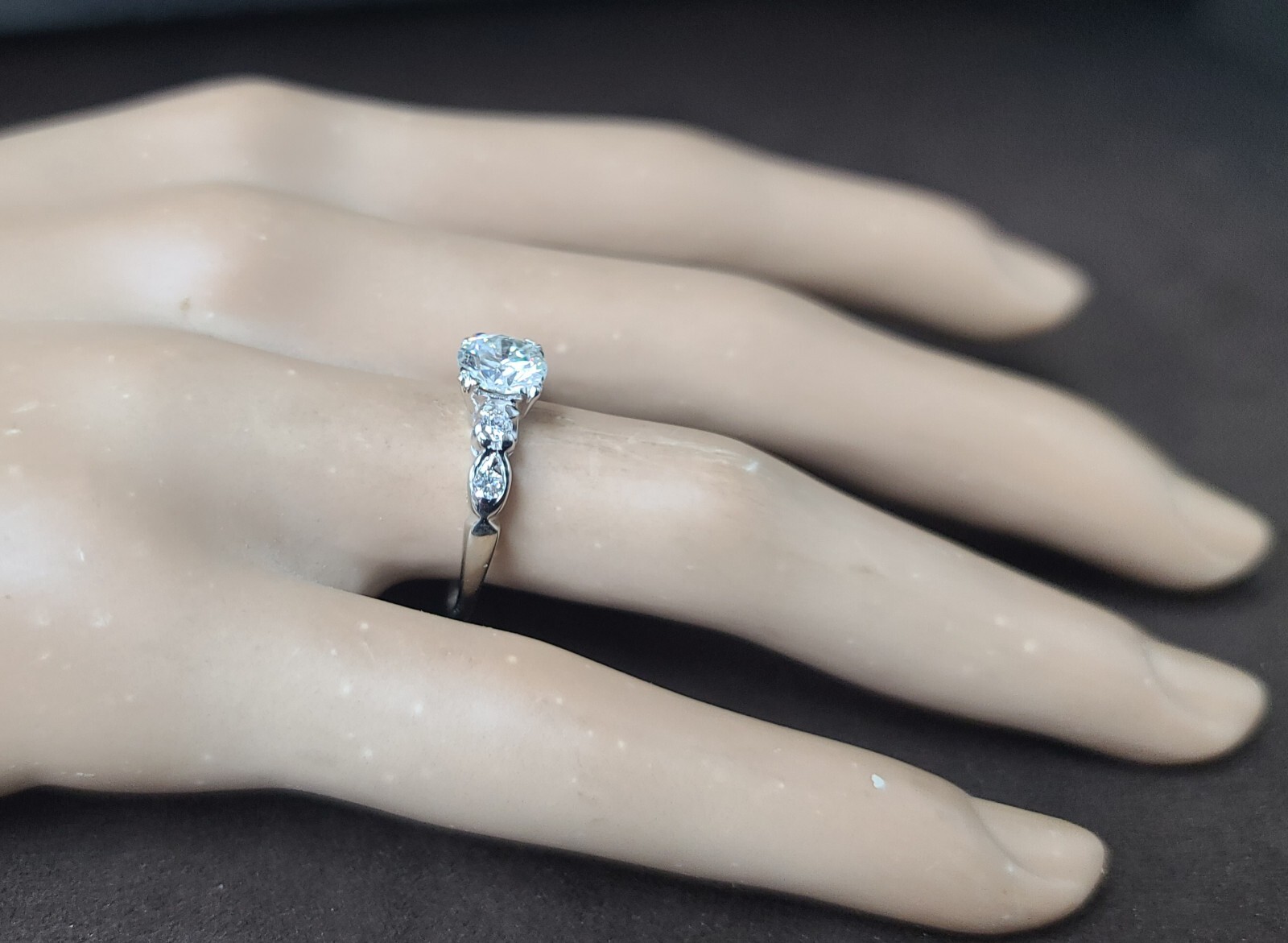 Vintage 14k White Gold Engagement Ring 1.01ct. Natural Round Cut Diamond