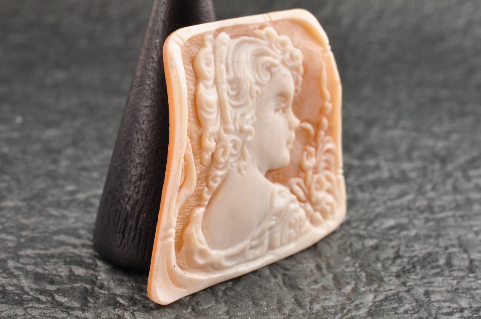 Vintage Trapezoid shell cameo carved “Girl’s profile” (20.0ct) sign by artist.