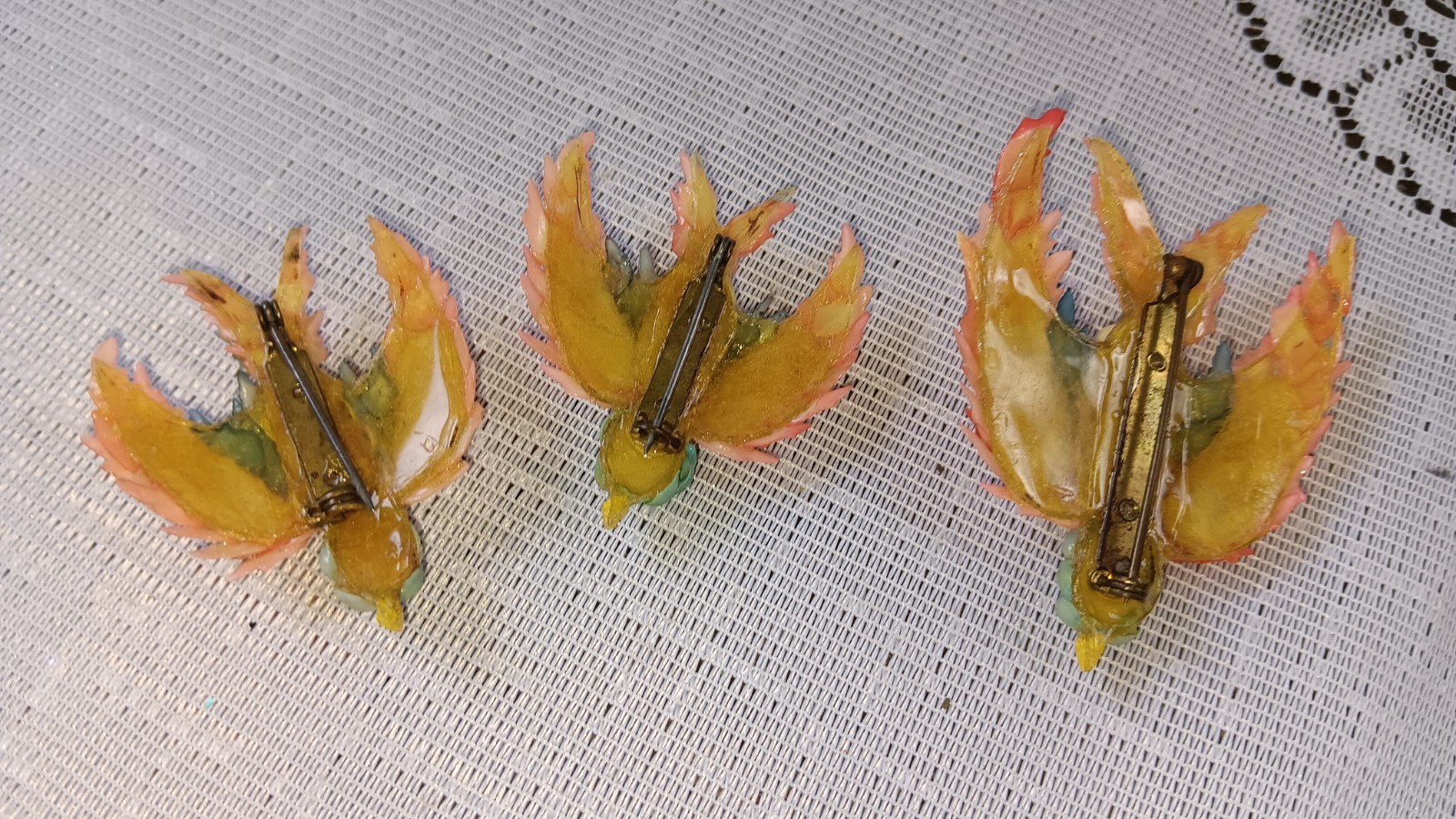 Vintage Shell Bird Pins Brooch