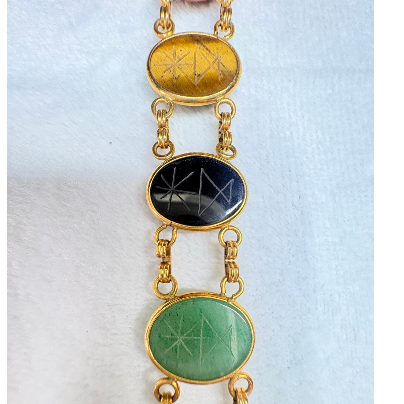 Vintage Hand‑Carved Natural Stone Scarab Bracelet, Egyptian Revival, Collectible