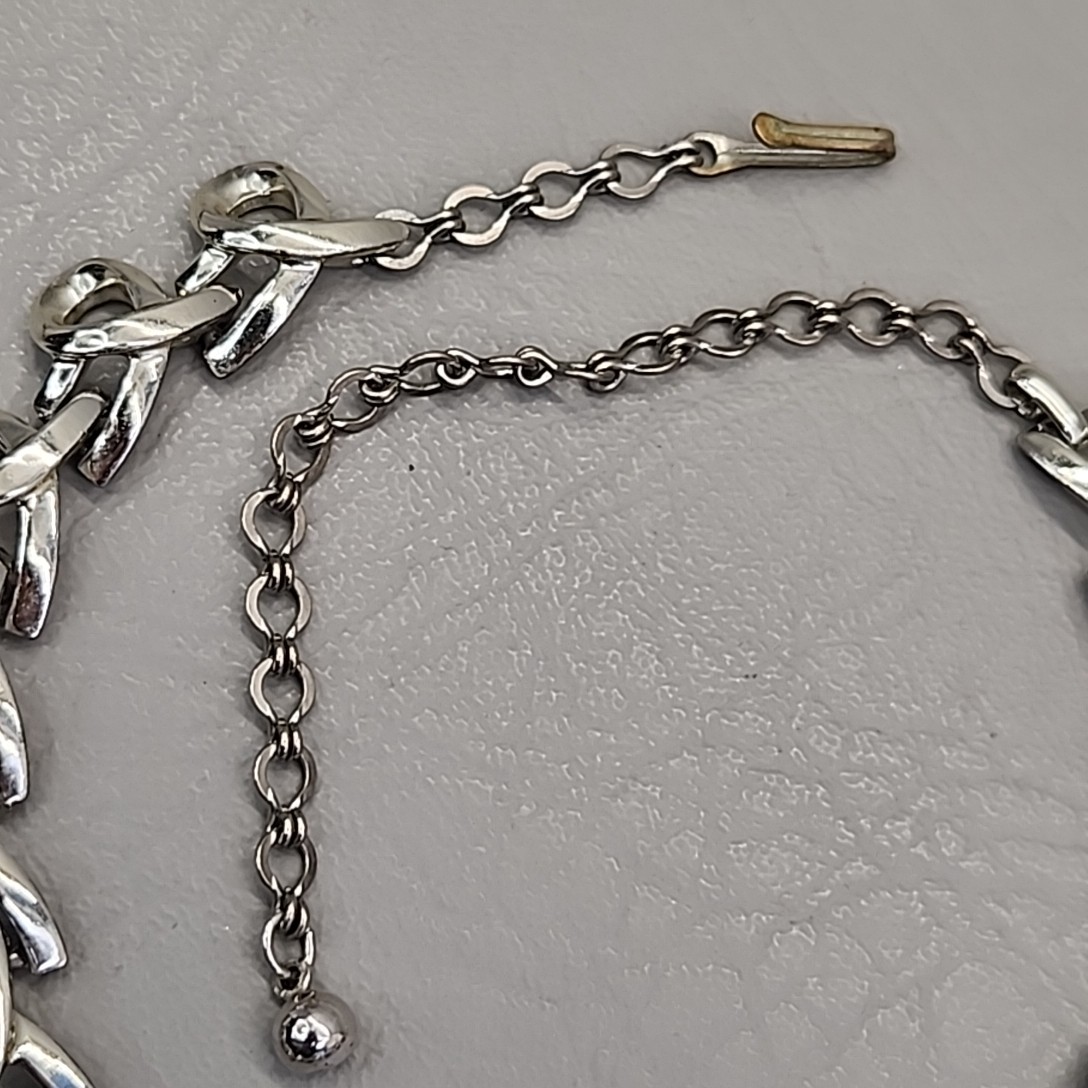 Vintage Linked Necklace Looped Chain Choker 15″ READ