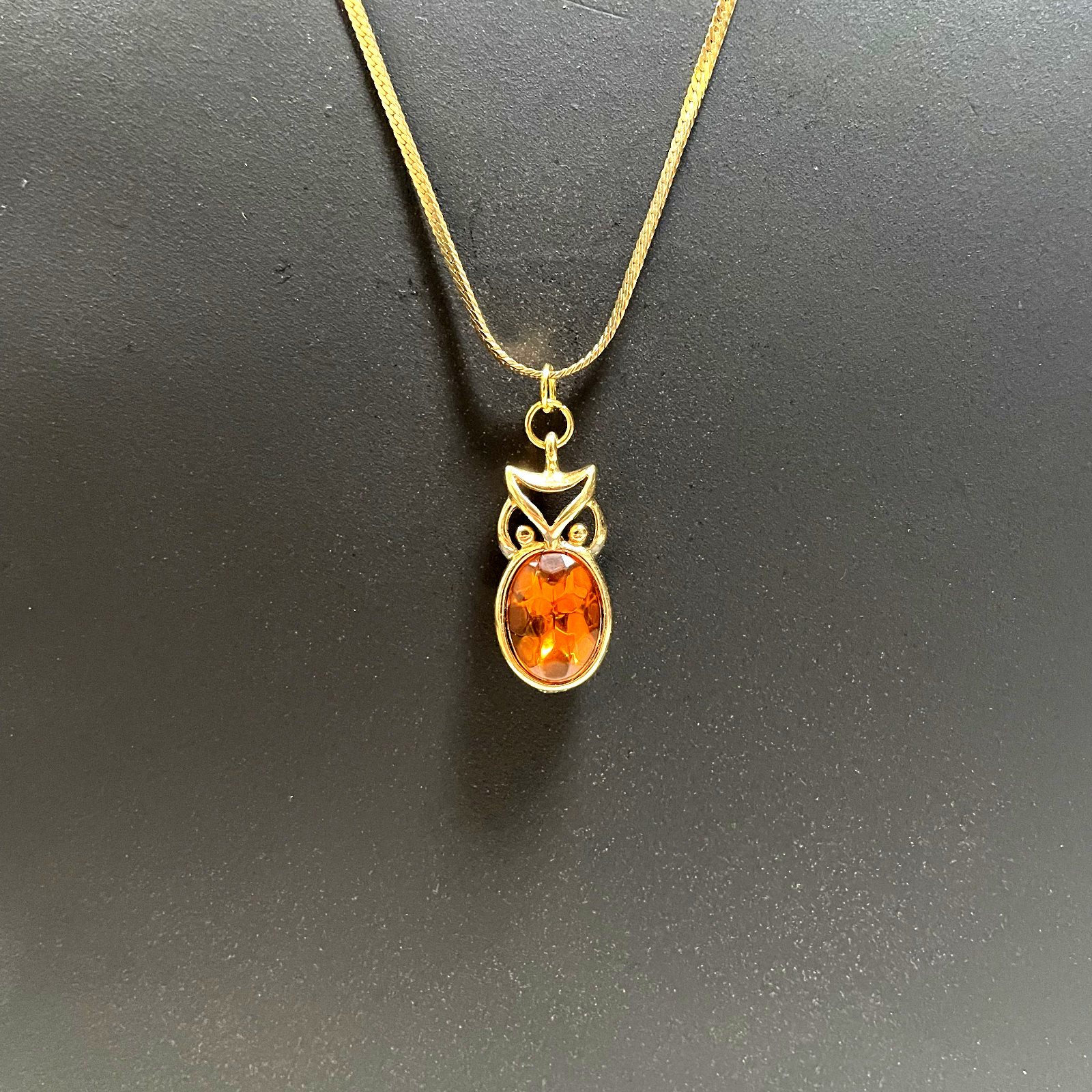 Vintage Trifari Gold Toned Chain & Baltic Amber Stone Owl Shaped Pendant 24″