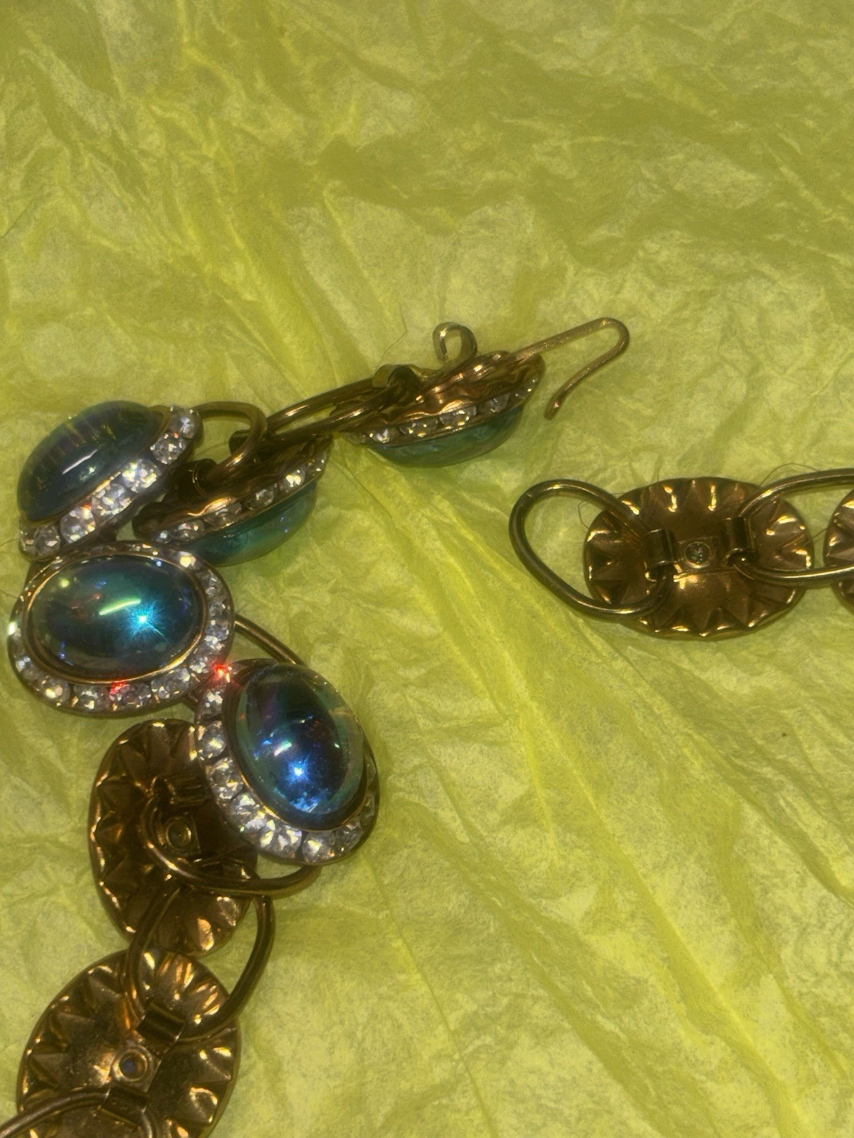 Vintage Peacock Iridescent Gripoux Cabochon AB Necklace ~ Stunning ~ Oil Slick