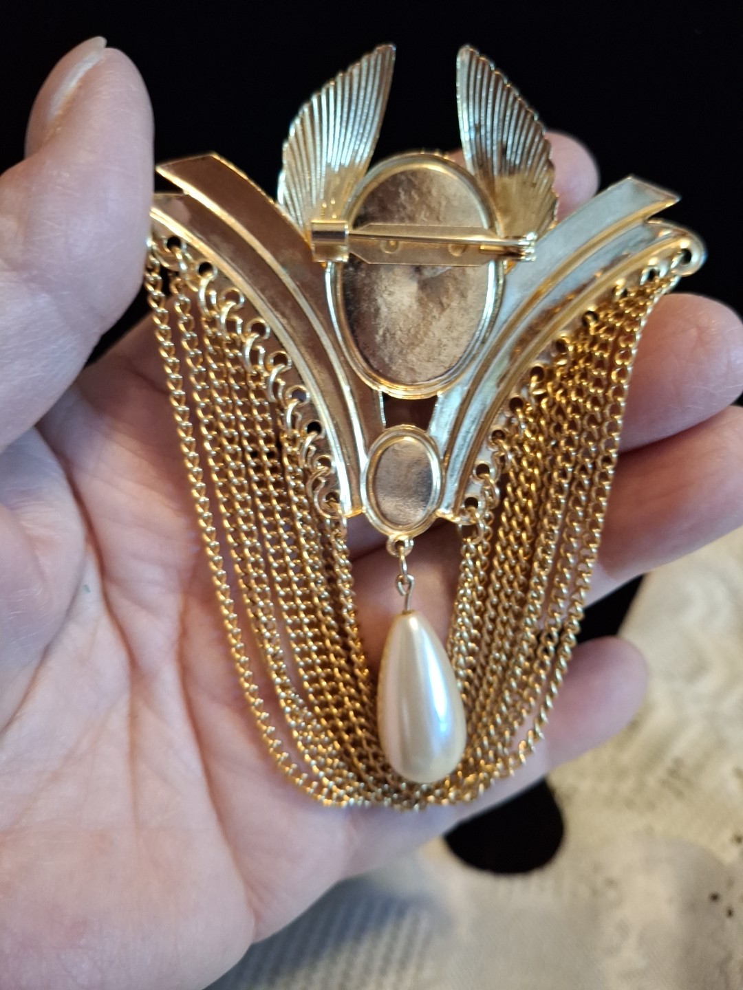 VTG Art Deco 4″ Brooch Huge Draped Chains Faux Pearl Drop Pin & Earrings