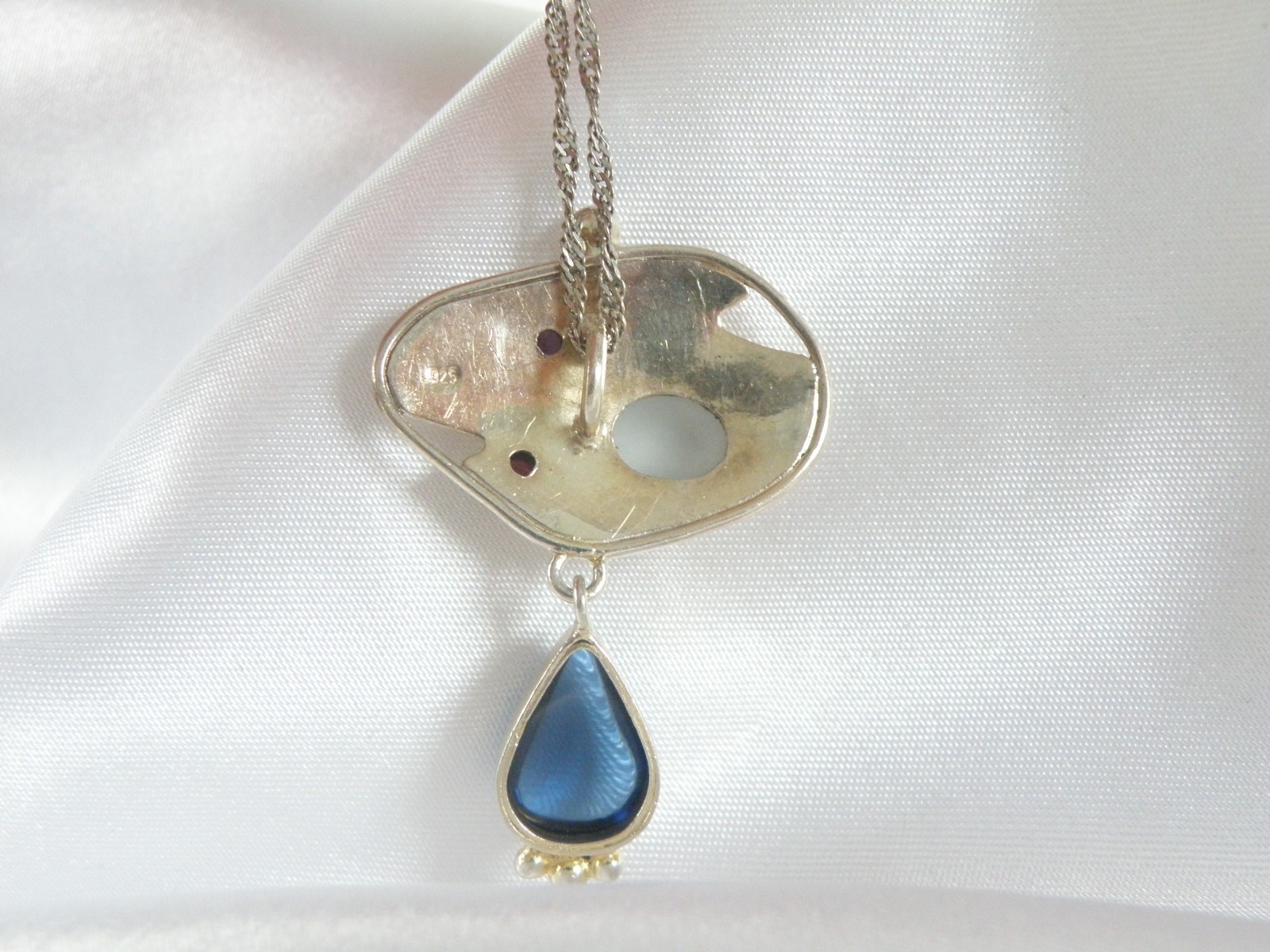 Artisan Sterling Silver 925 Beach Glass Gemstone Modernist Pendant Necklace 18.5